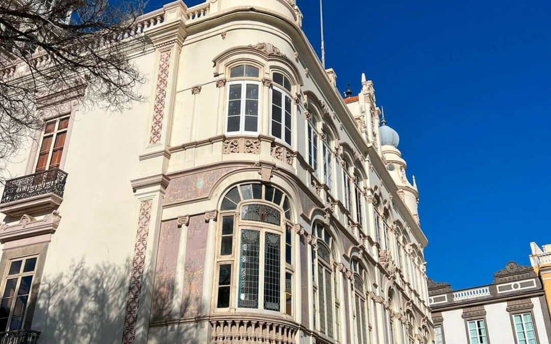 La compensación y absorción de salarios